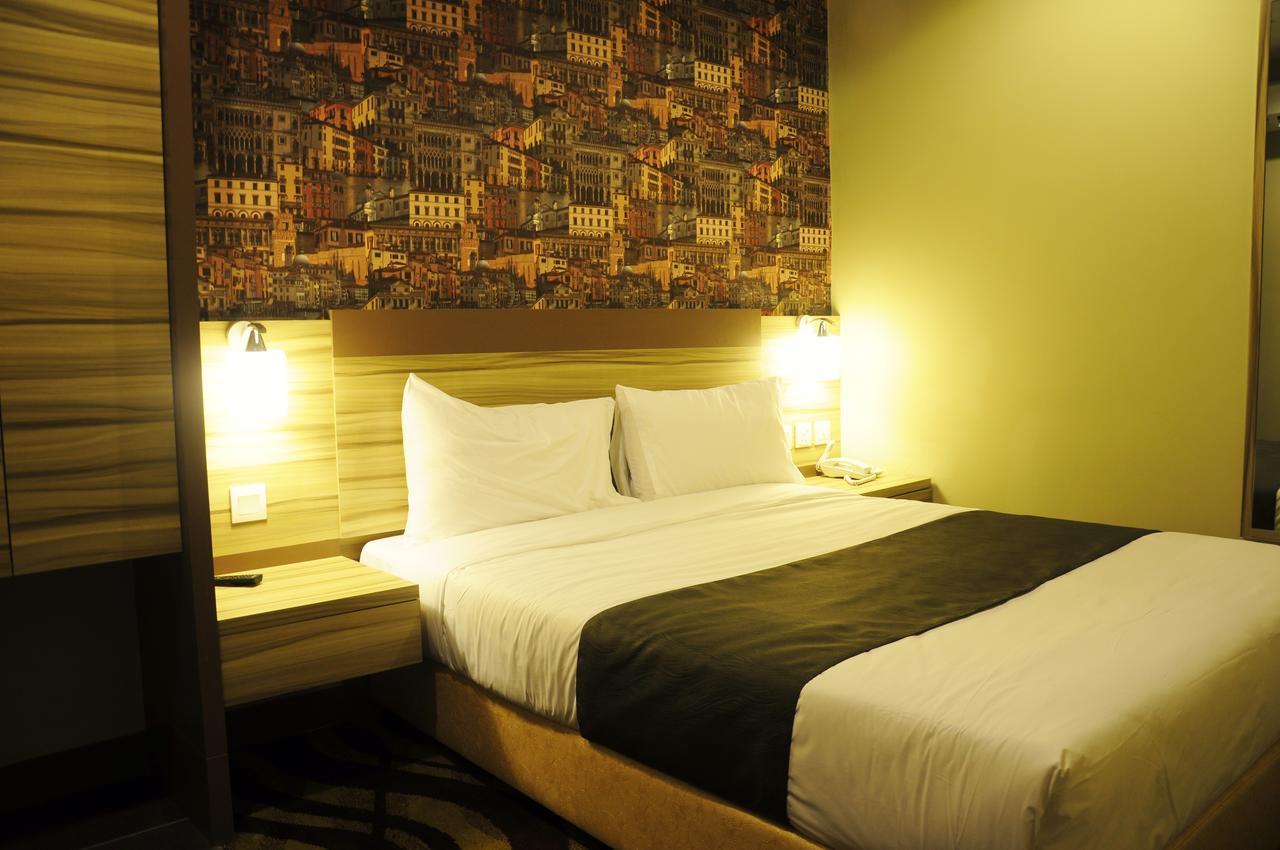 Hotel Zamburger Victory City Johor Bahru Cameră foto